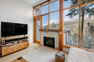 Luxe 5-BED Scandinave Retreat - Walk to Slopes - 3