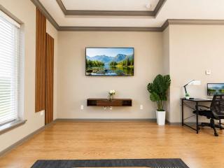 Downtown Tulsa Apartment Near Arts District Pool - 3