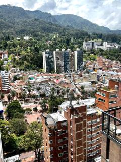 Modern Loft- 2 Beds- City View - 8