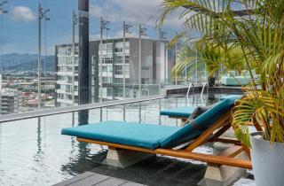Lux Sky Garden Condo Pool, Gym, Balcony San José - 3