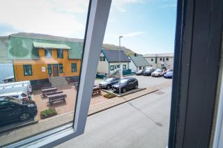 Spacious 3-bedroom apartment in the centre of Vágur, located on the beautiful island of Suðuroy in the Faroe Islands - 3