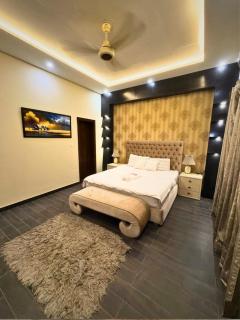 VOLO Luxury Stay DHA Lahore Phase 5 - Lahore - 0