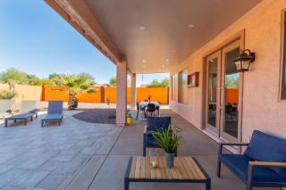 Hot Tub Heated Pool Loving Home Villa - 6