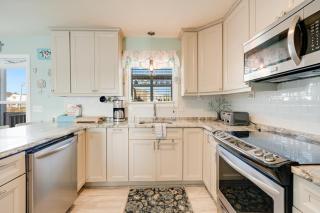 Lighthouse Pointe - 4