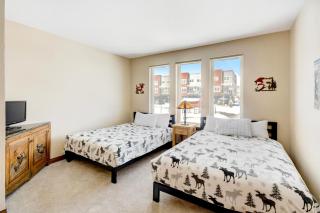 Downtown WP Pond Villa 558 I Private Hot Tub I Great Views I Activity Program - 1