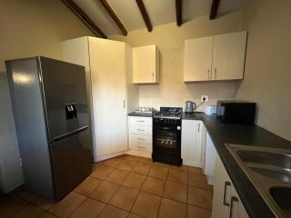 Exquisite cottage in Doringkloof - 3