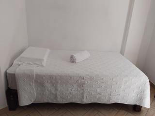 Habitación privada cómoda con WiFi y escritorio - 5