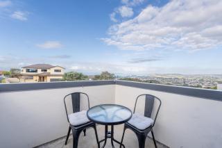 Spacious Seaview 3-Bedroom Home in Orewa - 5