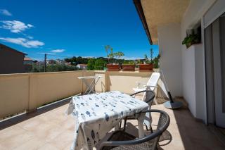 Apartments and rooms with parking space Palit, Rab - 22221 - 1