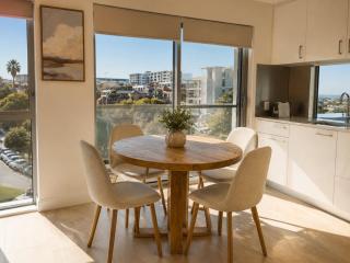 Beachside 2-Bed Retreat Near Coast - 0