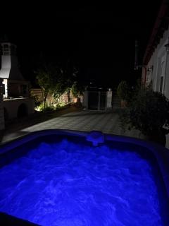 Villa Asterousia with Heated Jacuzzi, BBQ & Lounge - 9