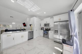 Cape Coral Oasis ,Pool ,Fire Pit, GameRoom - 3