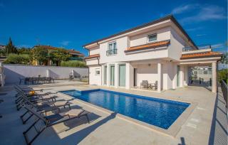 Lovely Home In Porec With Sauna - 1