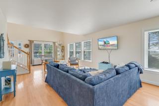 The Baywatch Bungalow - 1