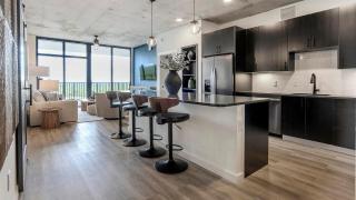 Landing Apartments - Park and Main - 3