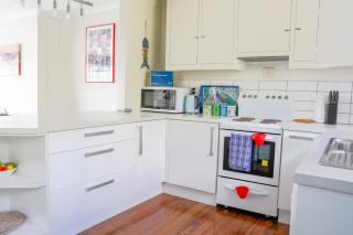 Seaview Apartment - 7