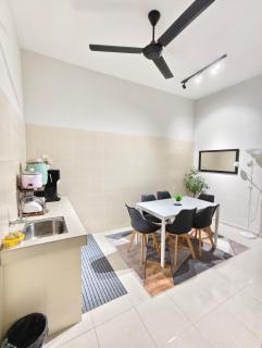 Sofia's Homestay - For MusLiiM - 6