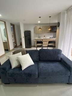 Your home in Medellín , 2 Bedrooms, La Floresta - 1
