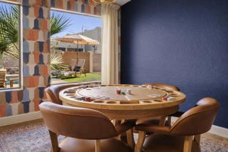 Luxe 5BR Sleeps 16 Pool Hot Tub 2 Game Rooms - 2