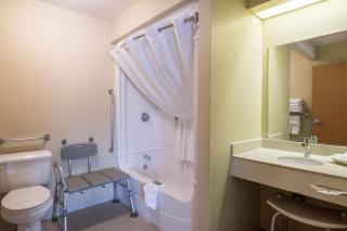 Amsterdam Inn & Suites, an Ascend Collection Hotel - 5