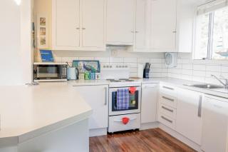 Seaview Apartment - 6