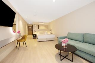 Picnic Bay Hotel - 0