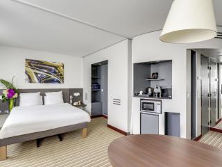 Novotel Suites Paris Montreuil Vincennes - Paris - 8