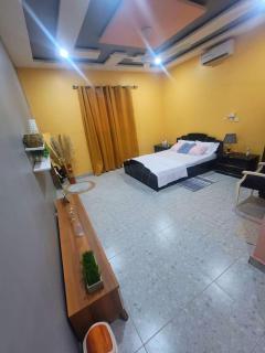 Royal Zam Residence - 1