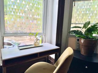 Unique Brooklyn Brownstone Studio Bedstuy - 3