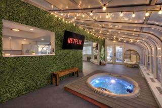 Villa near STRIP - Heated Pool, Hot Tub, Billiards - 9