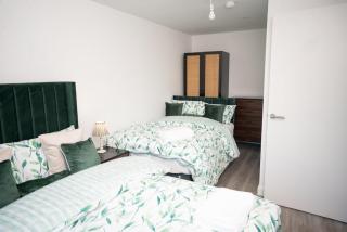 Beautifully designed 1 bedroom apartment - 5