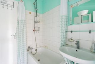 Double bedroom with shared kitchen & bathroom, Paris - 6
