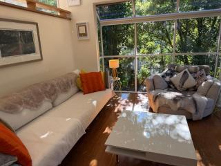 Sassafras Treehouse Private home in the Dandenong Ranges, Victoria - 9