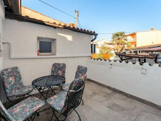 Holiday home in Porec with terrace - 9