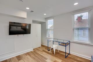 Pittsburgh Troy Hill 2B Modern Private Bedroom with Shared Bathroom - 7