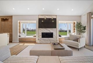 Brudenell Riverview Estate-luxury modern retreat in hi-end neighborhood - 2