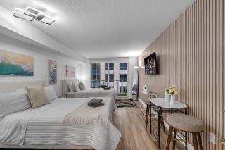 Modern Brickell Studio - 2 Queen Bds and Free Parking - 0