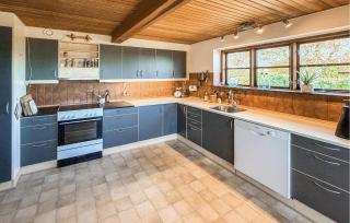 Stunning Home In Gudhjem With Wifi - 1