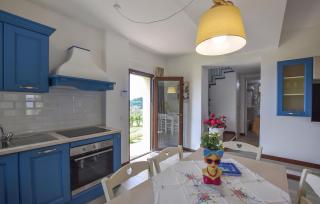 Beautiful Home In Buti With Wifi - 6