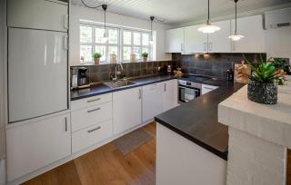 Lovely Home In Blåvand With Wifi - 4