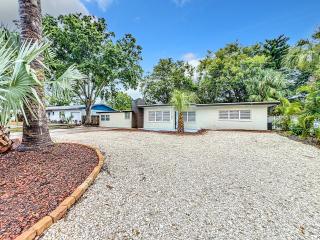 Spacious 3BR Retreat - King Beds - Close to Siesta Key - 0