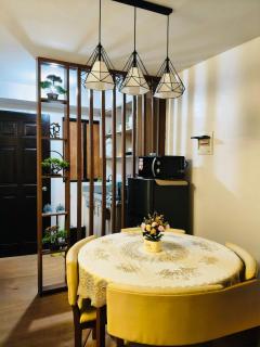 AJs Place - 8
