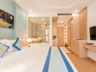 Canary Gold Hotel Quy Nhơn - Beachfront - Iconic Location - 9