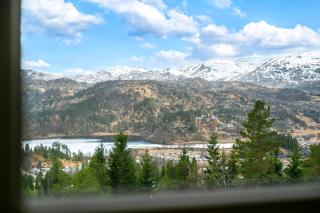 Mountain Cabin With Panoramic Views In Kvamskogen - 9