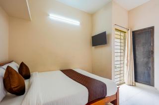 B2N Hotels Sholinganallur, OMR - 2