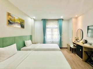 Sunrise Central Hotel - 9