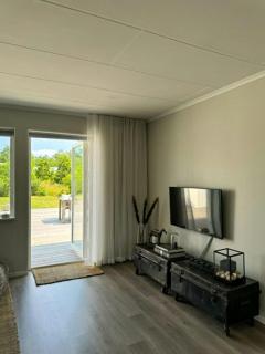 Summer House With Guest House In Byxelkrok - 2