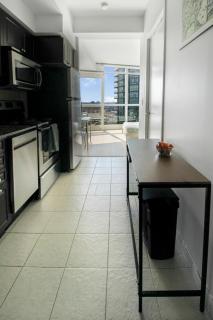 Skyline Suites - 7 out of 10 Stars - 4