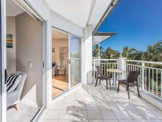 The Pool Resort Kingscliff - Private Apartments by Holiday Management Company - 4