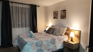Full 1-bedroom apartment Zone 12 Parking - 0